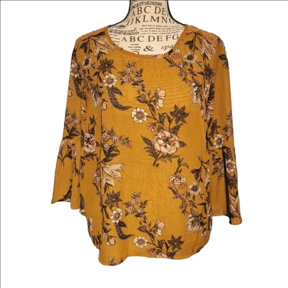Jolt Tops - Jolt medium Blouse